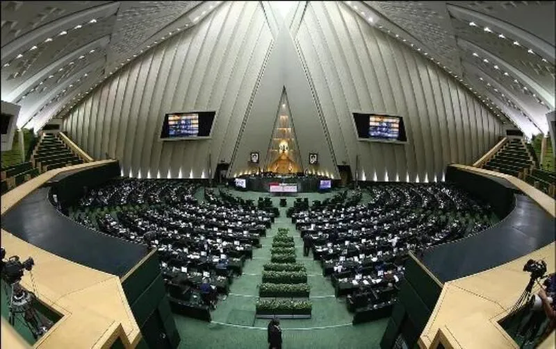 مجلس تصویب کرد ؛ مصاحبه ایرانی ها با رسانه‌های معاند جرم محسوب می‌شود