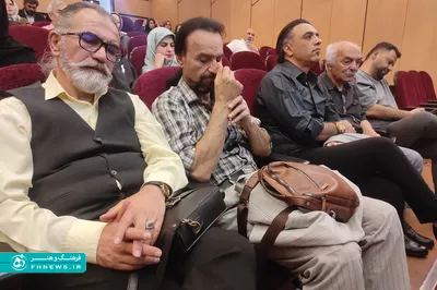 عکس؛ از ریشه‌های فرهنگ تا شکوفایی شعر، در سی‌وچهارمین نشست کانون ادبی «سما سرو»