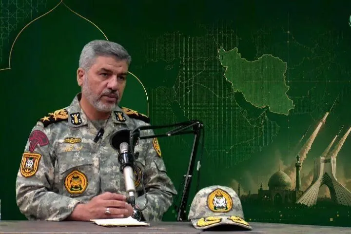 سخنگوی ارتش: ایران برای جنگ طولانی آماده است؛ ذخایر تسلیحاتی افزایش یافت