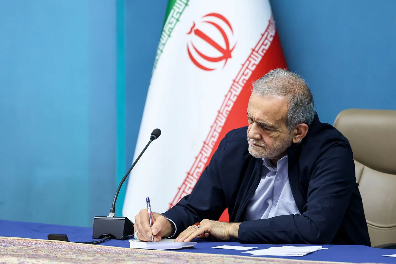 خوی میتواند کانونی جهانی برای بازشناسی میراث شمس و مولانا باشد