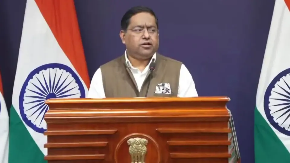 India condemns attacks on Saudi Arabia airports, advises its nationals in Kingdom to stay indoors