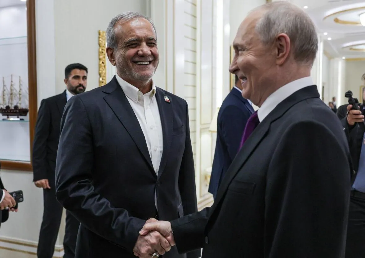 کرملین: پزشکیان در دیدار با پوتین، پیامی برای ترامپ نداشت