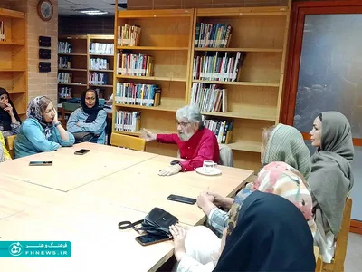 عکس؛ برنامه ادبی ضرب العسل در کتابخانه شهید کاشانی