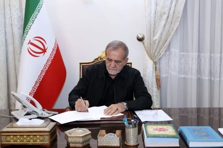 پزشکیان: عزم نیروهای امنیتی با اقدامات تروریستی متزلزل نمی‌شود
