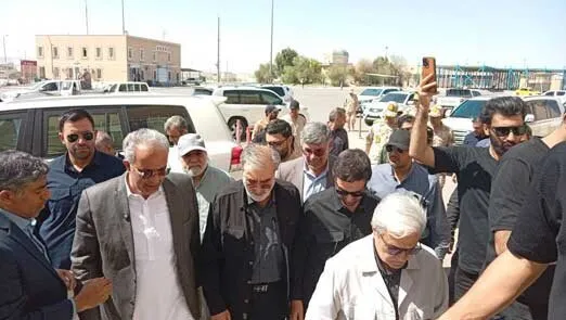 بازدید مالکی و اعضای کمیسیون امنیت ملی مجلس از پایانه مرزی میلک و دیوار مرزی سیستان و بلوچستان