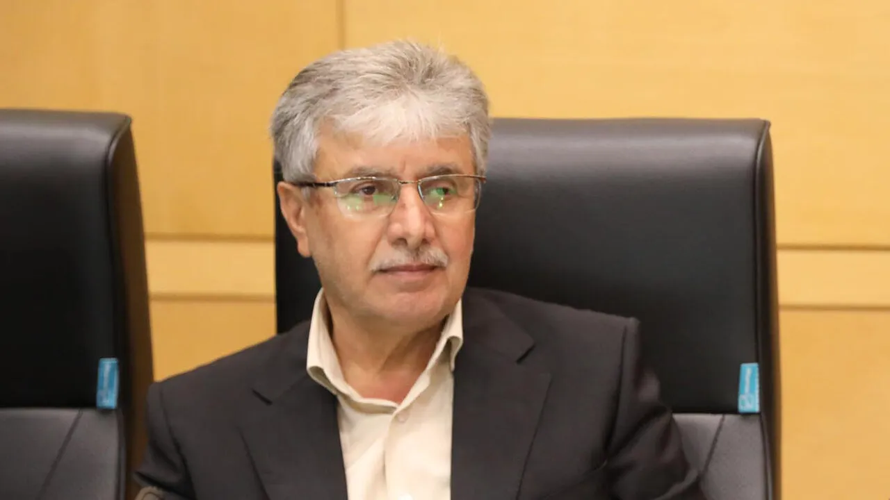 بهزیستی درباره مشوق میلیونی بازماندگان از تحصیل کارنامه ارائه دهد/ وعده‌ها با آمار سنجیده می‌شوند