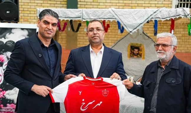 آزادی 37 زندانی در مشهد با مشارکت باشگاه پرسپولیس در قالب پویش «مهر سرخ»