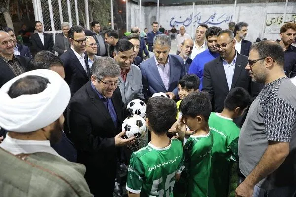 پروژههای ریلی زیر ذرهبین مدیرعامل راهآهن/ بازدید ذاکری از ایستگاه و مجموعههای ورزشی قم