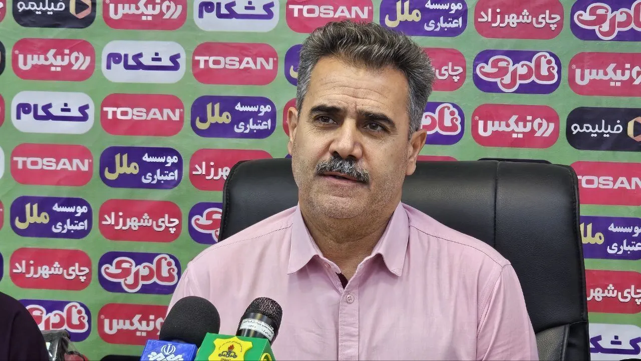 پورموسوی به نیمکت صنعت‌نفت آبادان برگشت