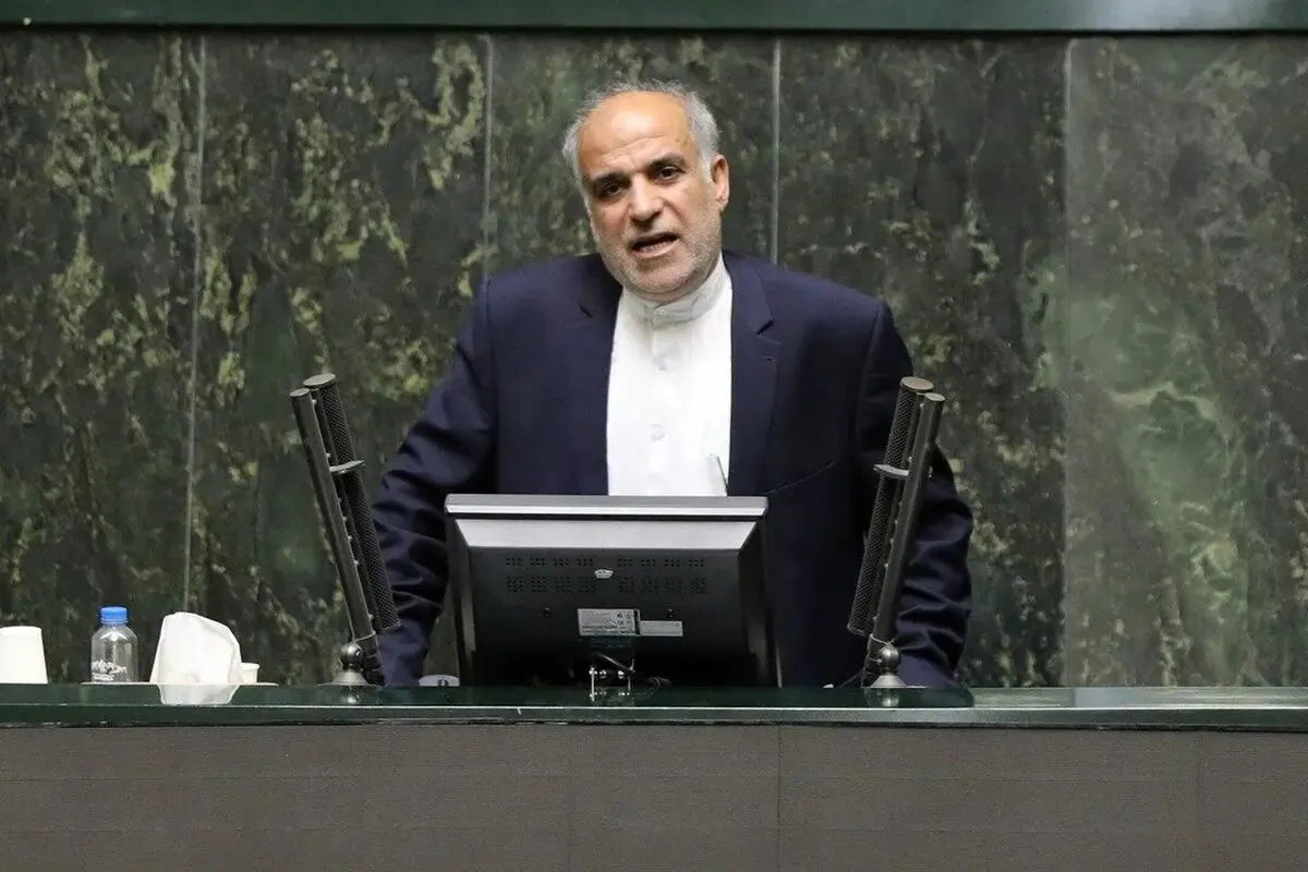 زارعی: رسیدگی به مسائل معیشتی نیروهای مسلح ضروری است