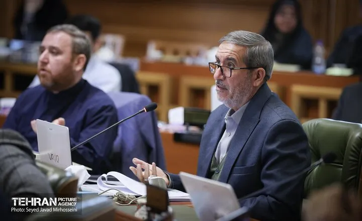 تقدیر عضو شورای شهر از اقدامات شهرداری در خاورشهر