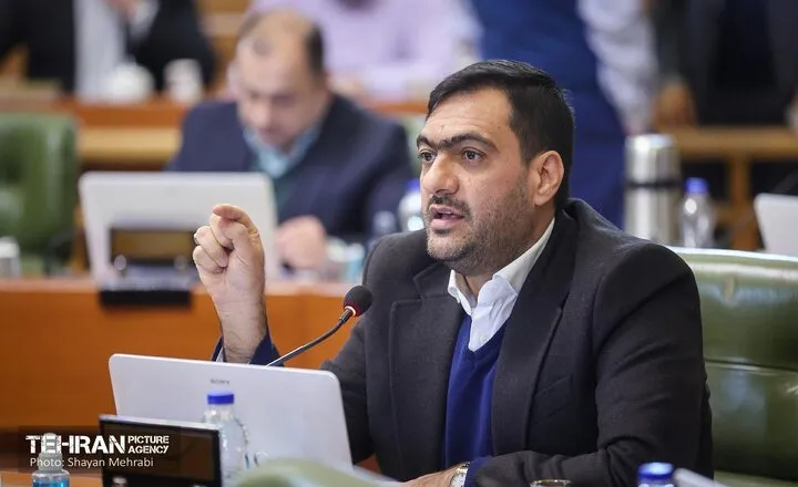 منابع طبیعی درباره درختان چیتگر و سرخه حصار اهمال کرد