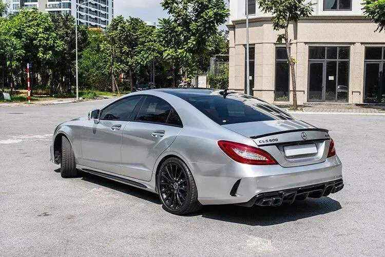 کشف بنز CLS500 قاچاق با ارزش بیش از 20 میلیارد تومان در تهران