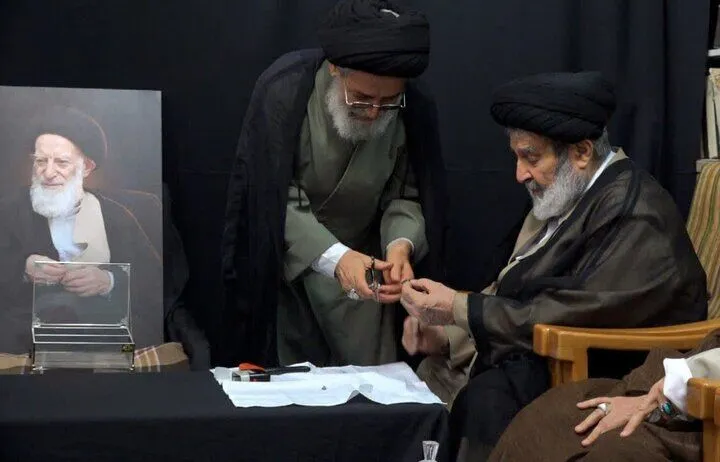 مراسم شکستن مهر آیت‌الله شبیری‌زنجانی برگزار شد؛ جزئیات یک سنت حوزوی