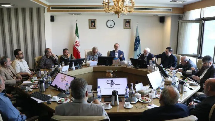 برگزاری 21 اجلاسیه تخصصی برای تبیین مکتب فکری رهبر شهید انقلاب