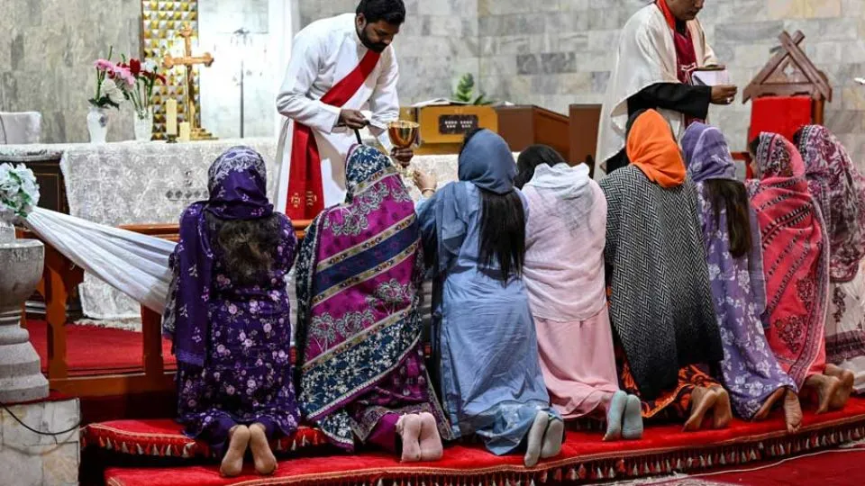 Minorities in Pakistan continue to face rights violations despite legislative measures to protect them: report