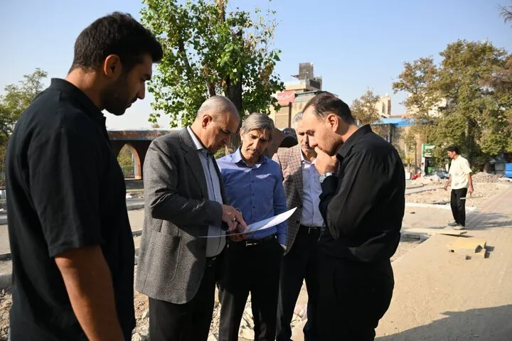 مراحل پایانی بازآفرینی ضلع جنوبی میدان تجریش با هدف ارتقای ایمنی تردد عابران