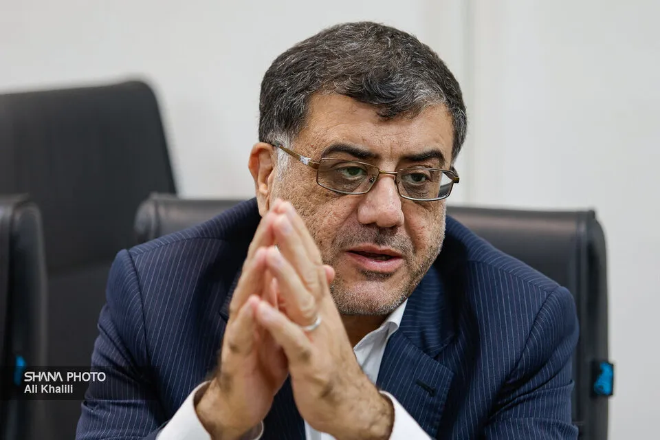 صنعت نفت بازسازی انبارهای نفت تهران و کرج را شتاب میبخشد