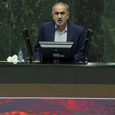 تجربه، تخصص و شناخت درونسازمانی؛ از نقاط قوت اخلاقی/ تقویت بنیه دفاعی، مردمیسازی صنایع و بهبود معیشت نیروهای مسلح در اولویت باشد