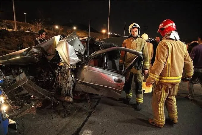 مرگ تلخ 3 زن در واژگونی پژو 405 در پارس‌آباد؛ خودرو وارد حیاط خانه شد