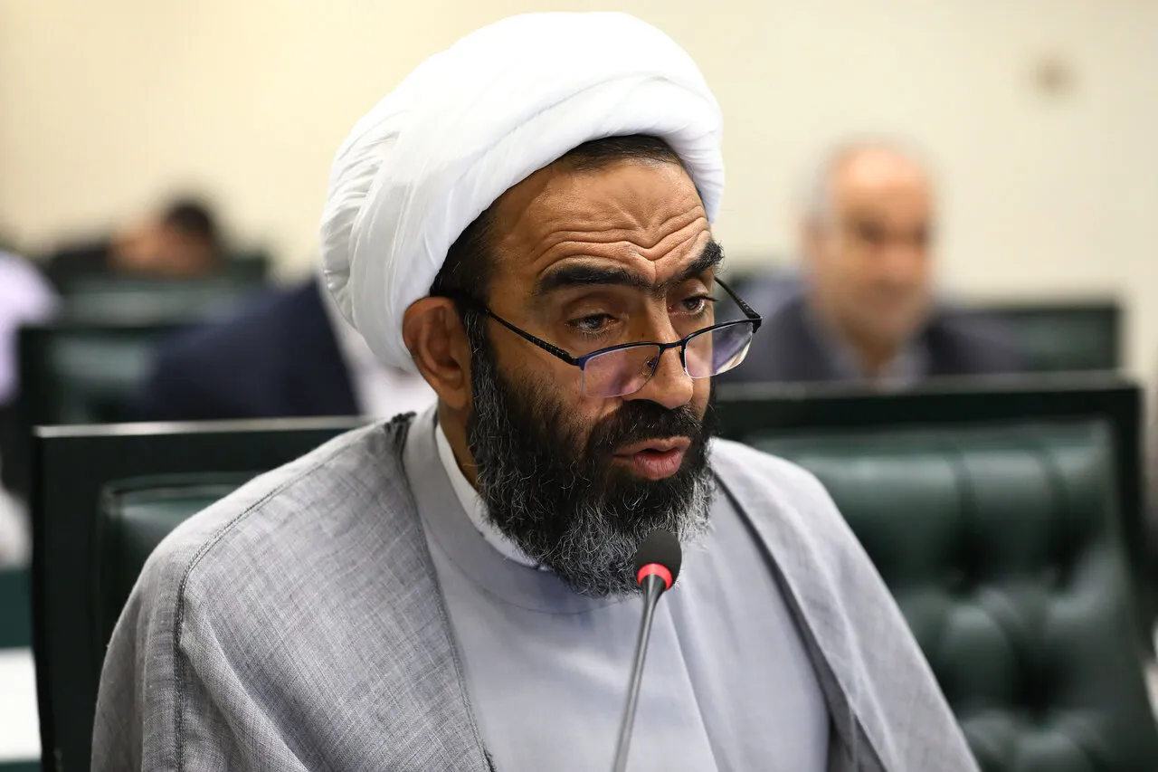 وزیر پیشنهادی دفاع فاقد روحیه جهادی برای تصدی در وزارت دفاع است