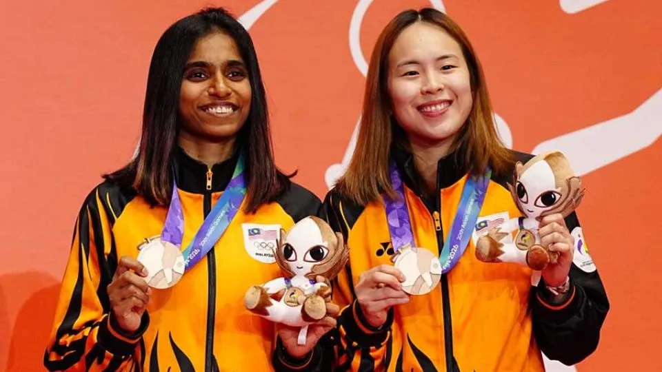 Malaysian badminton duo Pearly-Thinaah end long wait for Denmark Open crown