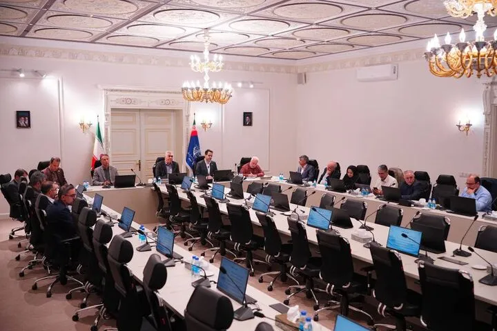 بررسی پیشنویس اولیه سند «استراتژی ملی دریایی جمهوری اسلامی ایران» در دستور کار سازمان بنادر