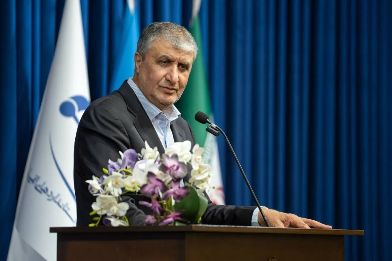 پیام تبریک رئیس سازمان انرژی اتمی به وزیر جدید دفاع؛ تأکید بر بازدارندگی