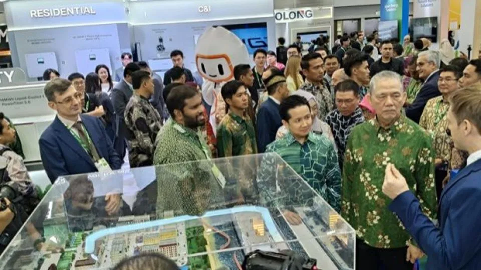 Indonesia goes nuclear, with reactors just 3,000km from Kuala Lumpur