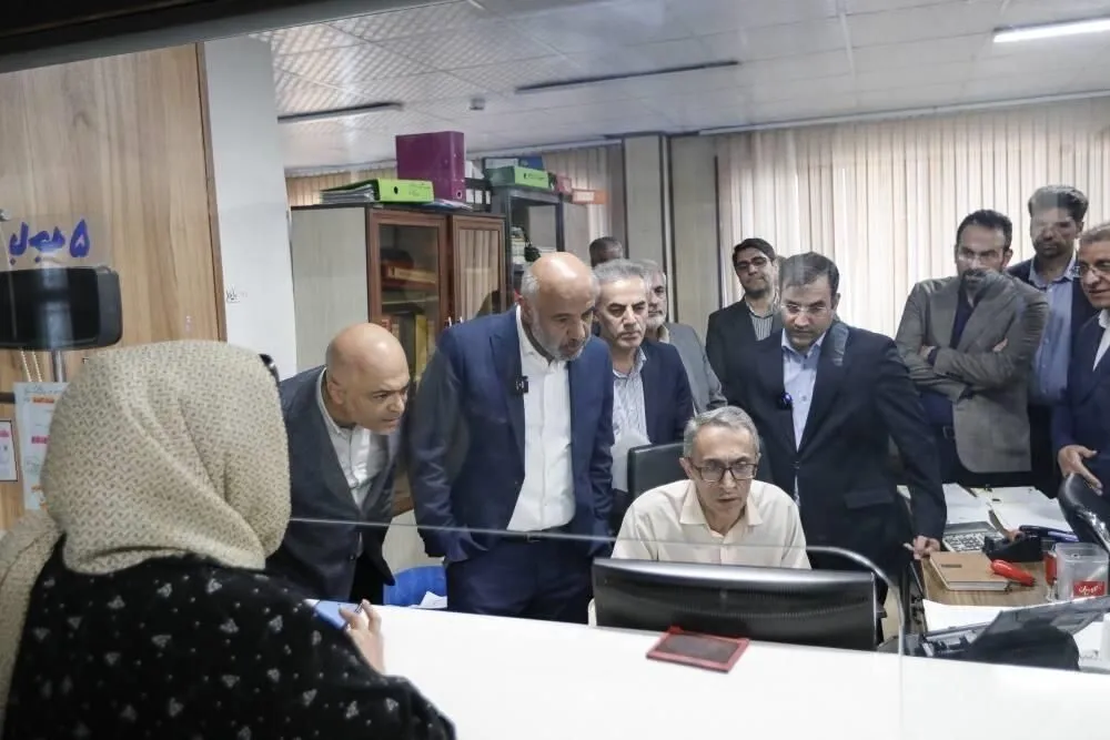 وزیر کار خبر داد: تسهیل ثبت سوابق بیمه‌ای یک میلیون کارگر در بیش از 13 هزار کارگاه