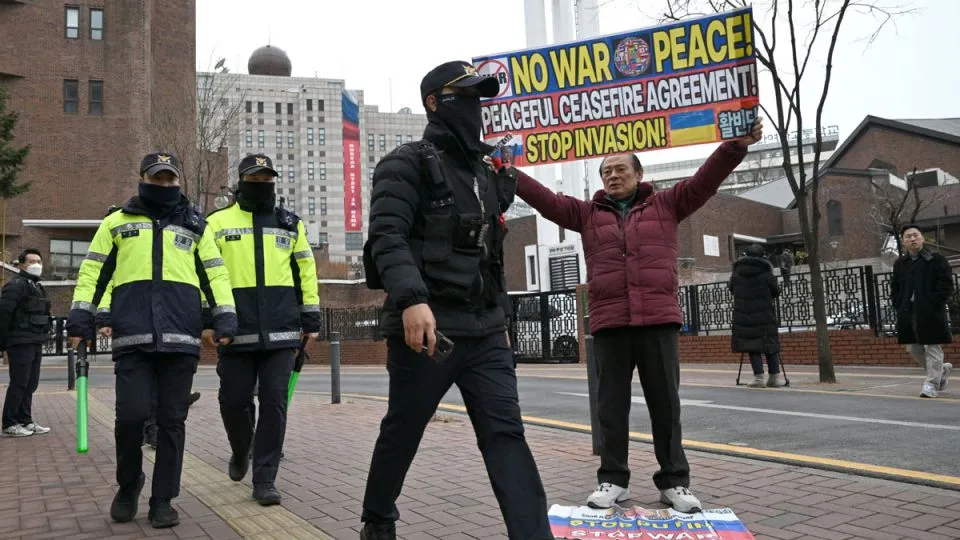Seoul to withdraw half of embassy staff from Ukraine as POW disclosure dispute deepens