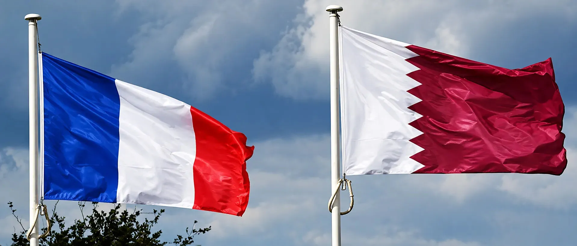 تأکید قطر و فرانسه بر ضرورت کاهش تنش‌ها در منطقه
