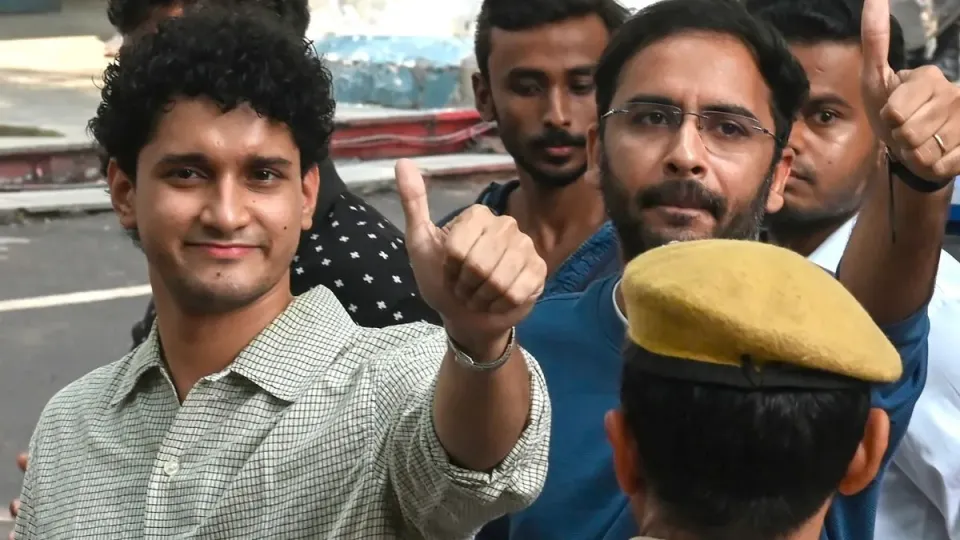 Indian activists released after agreeing to halt protests at restricted Delhi venue