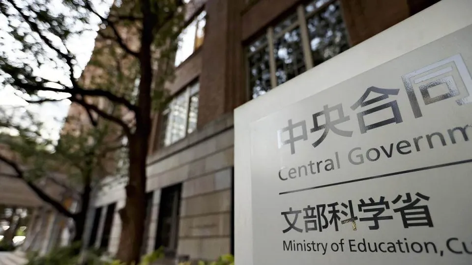 Japan plans fast-track teacher licensing program to attract midcareer professionals amid shortage of educators