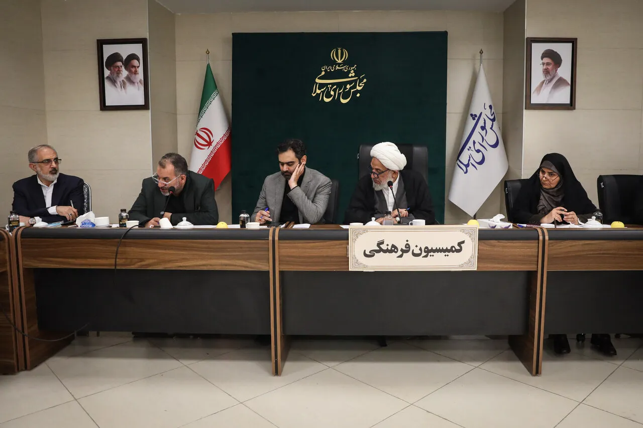 رشد 100 درصدی واگذاری زمین به مشمولان قانون جوانی جمعیت در یک سال گذشته؛ تا پایان سال باید به 400 هزار واگذاری برسیم
